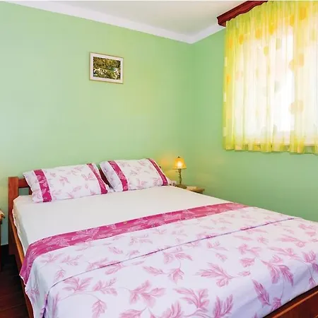 Apartments Hari Tisno Exterior photo