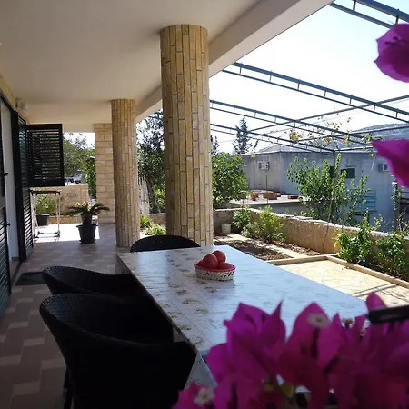 Apartments Hari Tisno Exterior photo