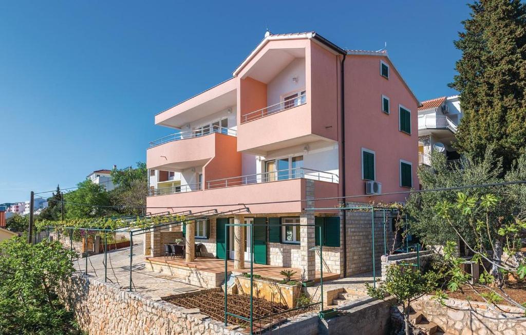 Apartment Hari