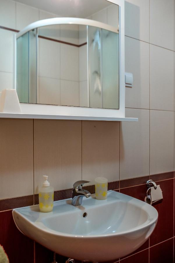 Apartment Hari