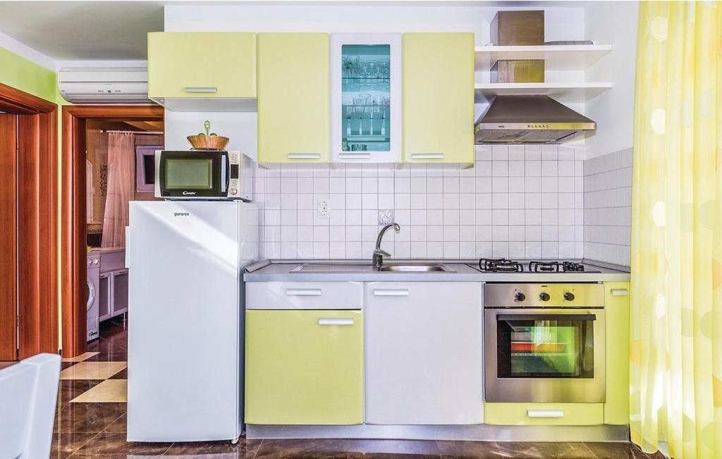 Apartment Hari Tisno