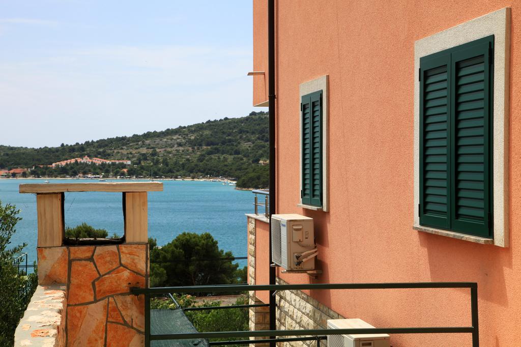 Apartment Hari Tisno