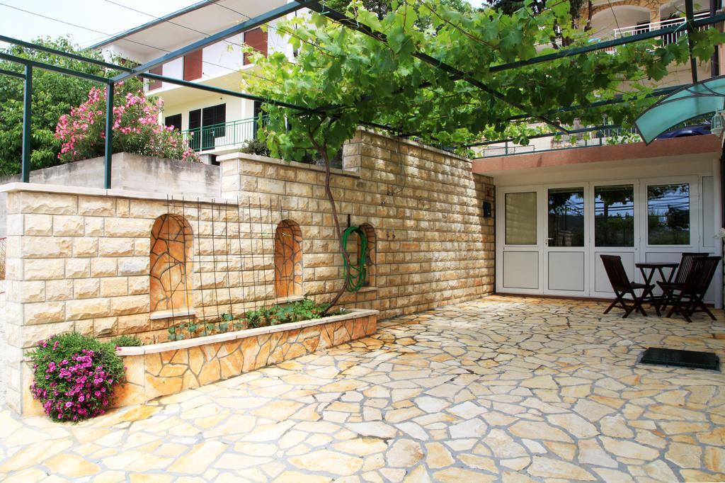 Apartment Hari *